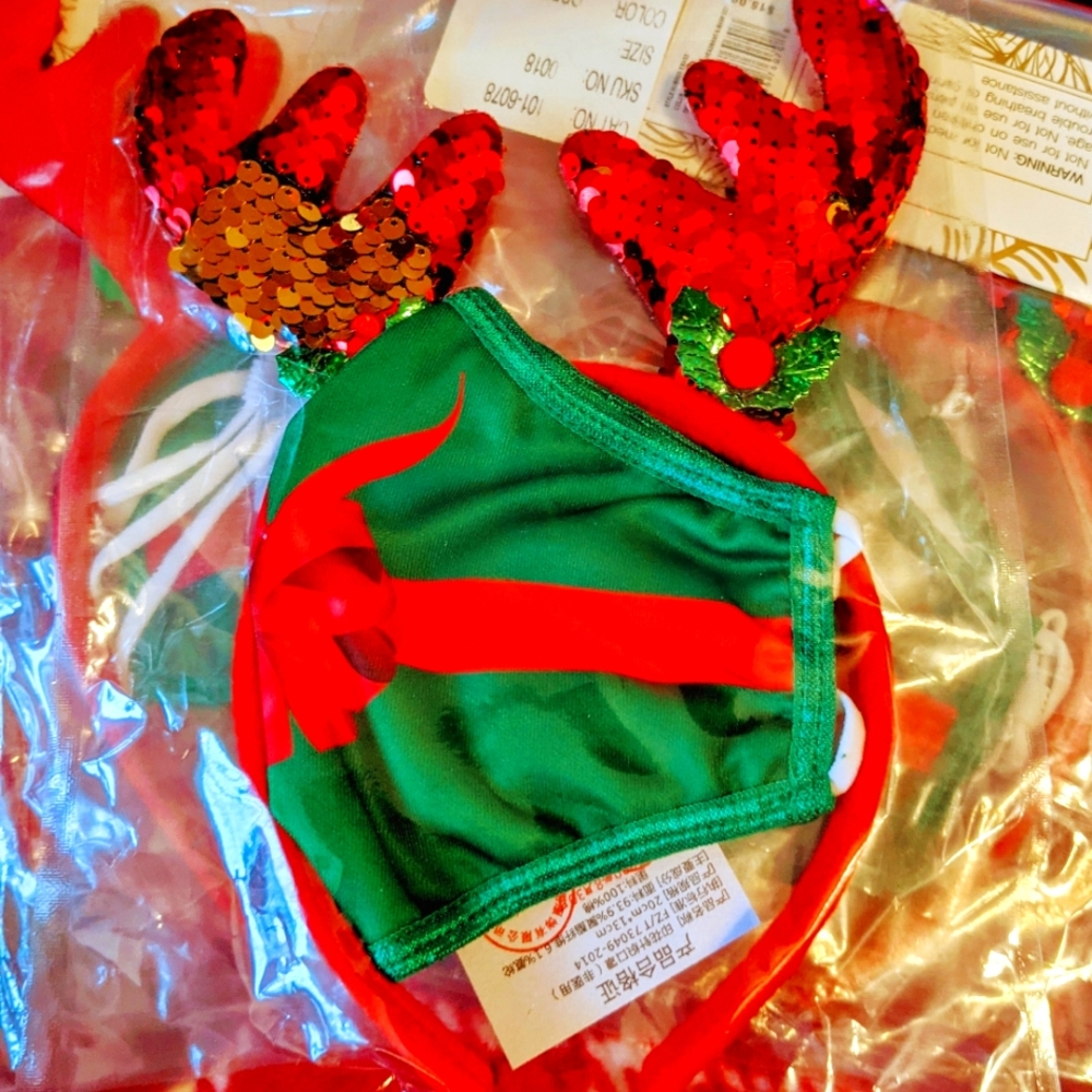 🌲Two piece sparkly holiday mask and reindeer ears